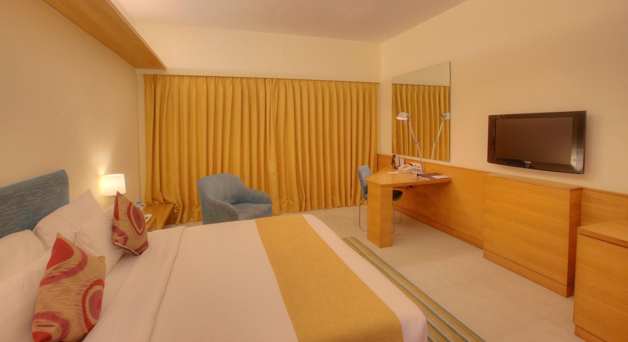 Hotel Parc Estique Pune Exterior foto